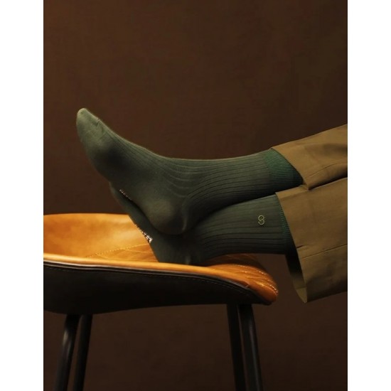 純色雙針刺繡紳士襪-墨綠