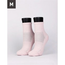 素色運動中筒襪-櫻花粉
