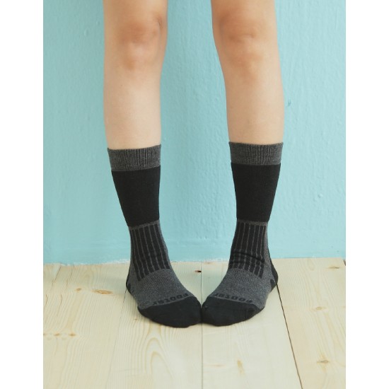 減壓顯瘦登山運動襪-黑色